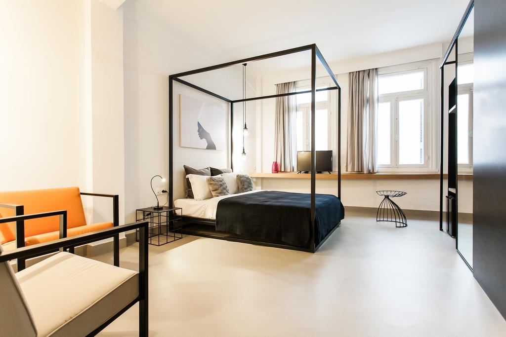 Monk Suites By Mlt At Ermou Atenas Habitación foto